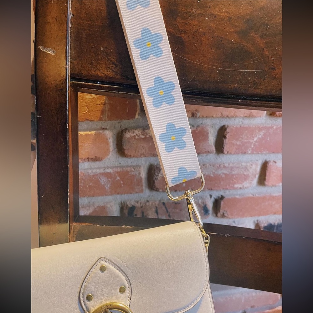 Guitar strap for purses